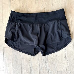 Lululemon Women’s Speed Up Low Rise Lined 2.5” Short Black Sz 4